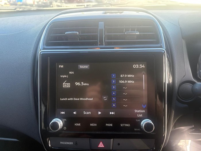 2023 Mitsubishi ASX ES