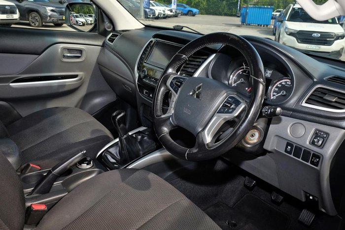 2017 Mitsubishi Triton GLS