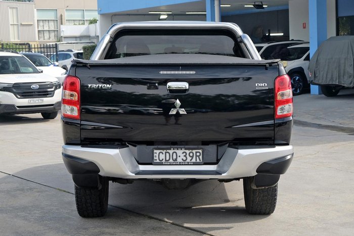 2017 Mitsubishi Triton GLS
