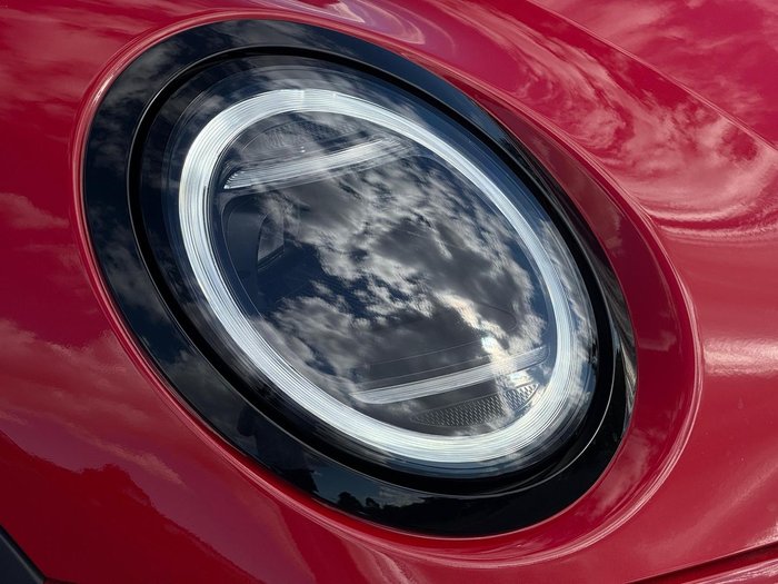 2026 MINI Cooper C Favoured