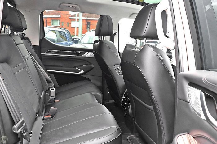 2026 GWM Tank 300 Ultra Hi4-T PHEV