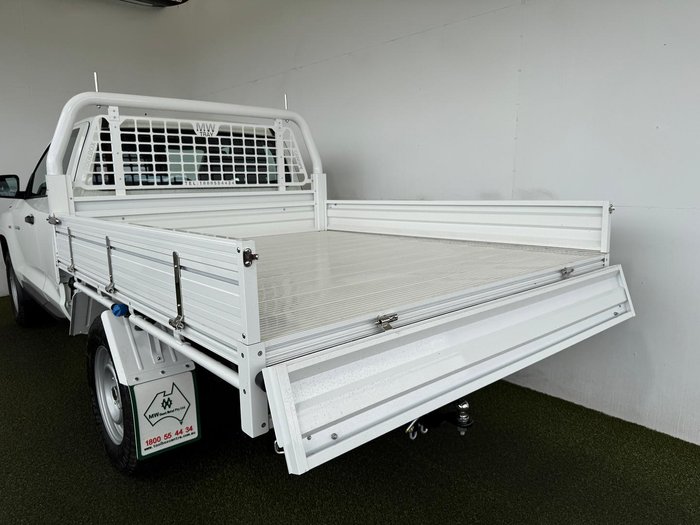 2025 Mitsubishi Triton GLX