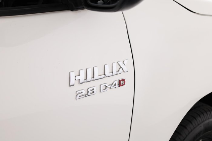 2021 Toyota Hilux SR