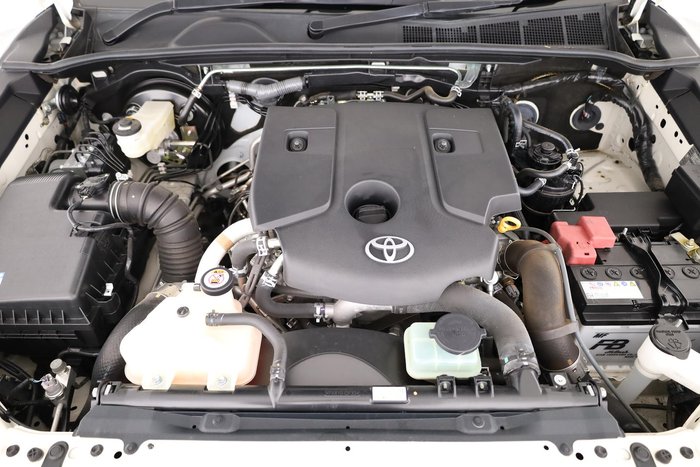 2021 Toyota Hilux SR