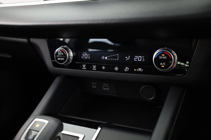 2023 Mitsubishi Outlander ES