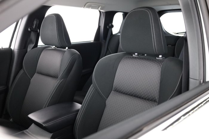2023 Mitsubishi Outlander ES