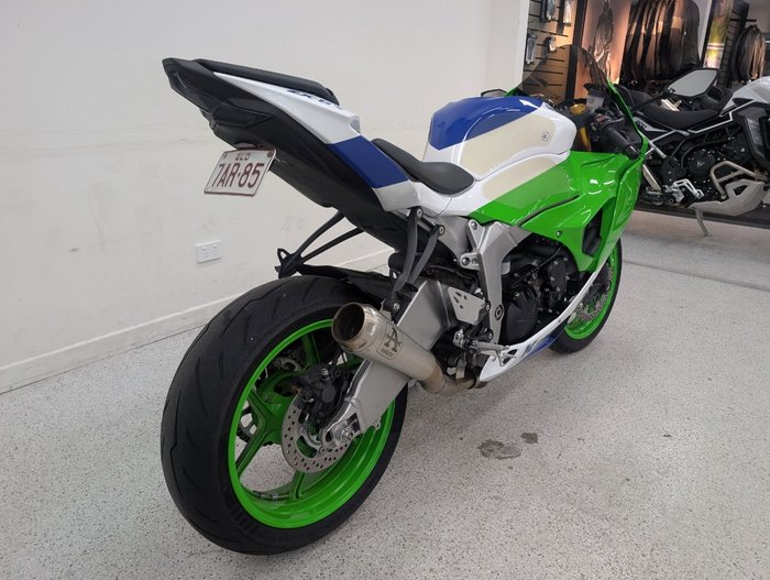 2024 Kawasaki NINJA ZX-6R 40TH ANNIVERSARY Green