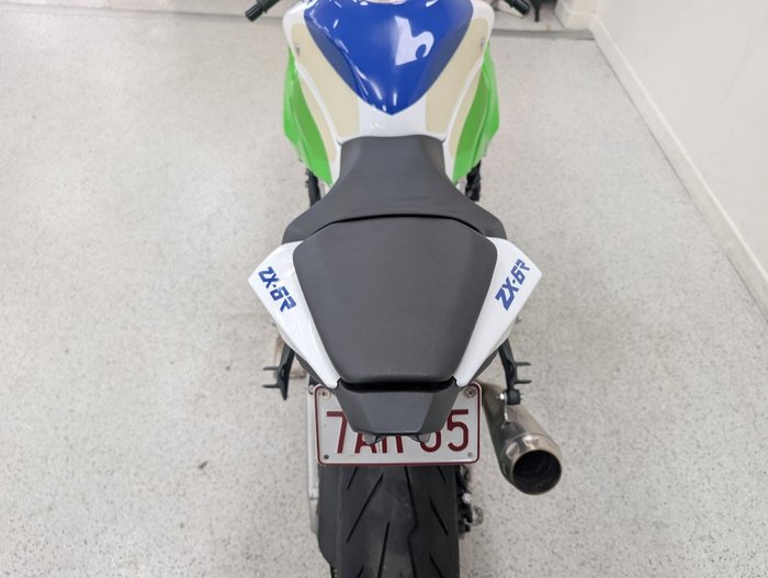 2024 Kawasaki NINJA ZX-6R 40TH ANNIVERSARY Green