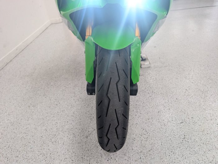 2024 Kawasaki NINJA ZX-6R 40TH ANNIVERSARY Green