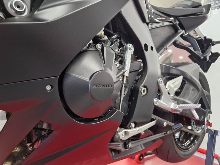 2024 Honda CBR1000RR-R SP (FIREBLADE) ABS Black