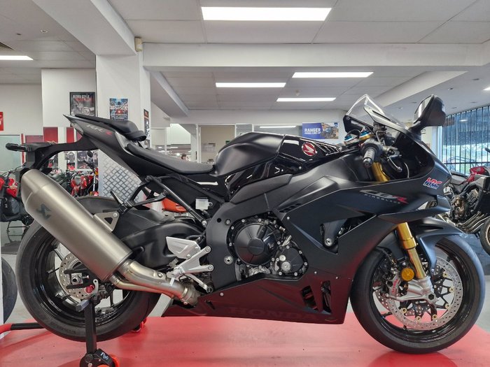 2024 Honda CBR1000RR-R SP (FIREBLADE) ABS Black