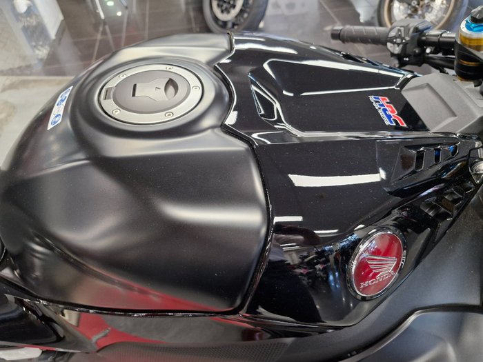 2024 Honda CBR1000RR-R SP (FIREBLADE) ABS Black