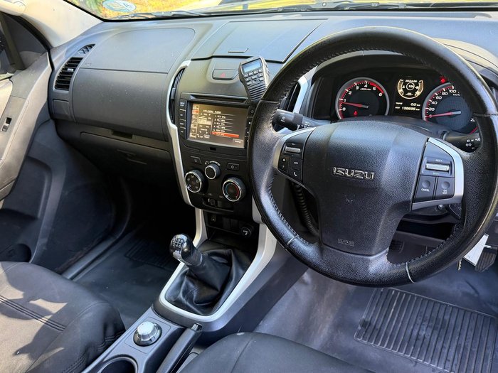 2017 Isuzu D-MAX LS-M