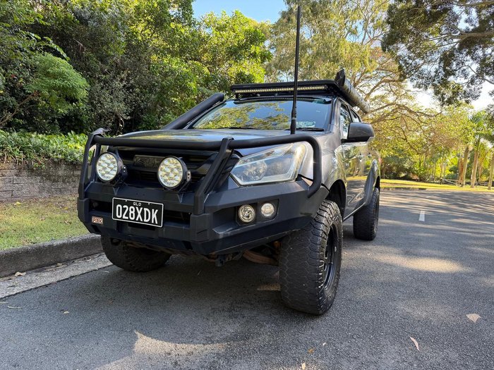 2017 Isuzu D-MAX LS-M