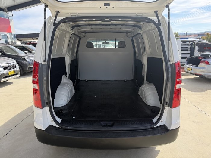 2021 Hyundai iLoad 3S Liftback