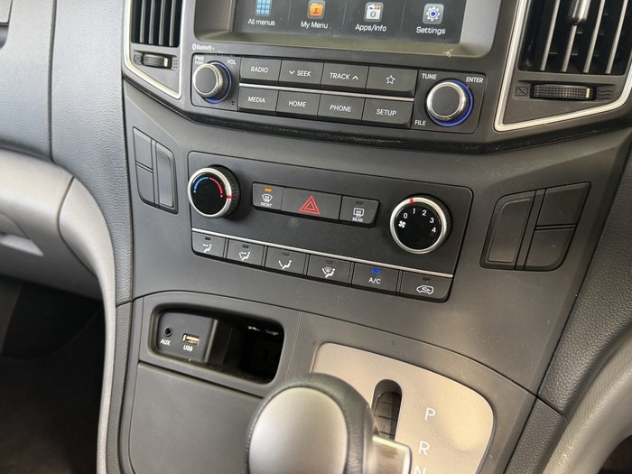 2021 Hyundai iLoad 3S Liftback