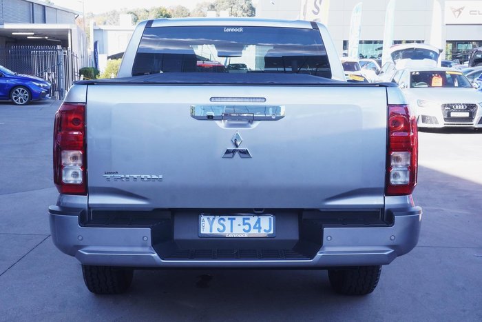 2025 Mitsubishi Triton GLX+
