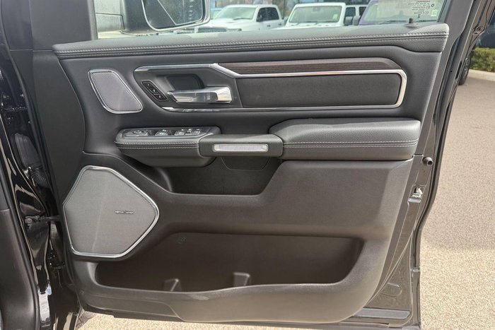 2025 RAM 1500 Laramie Sport Hurricane SO RamBox