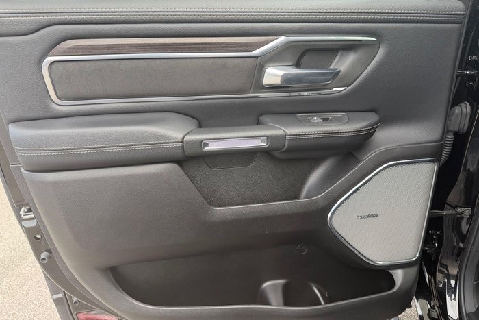 2025 RAM 1500 Laramie Sport Hurricane SO RamBox