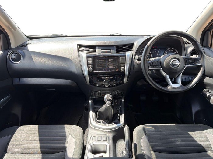 2021 Nissan Navara ST-X