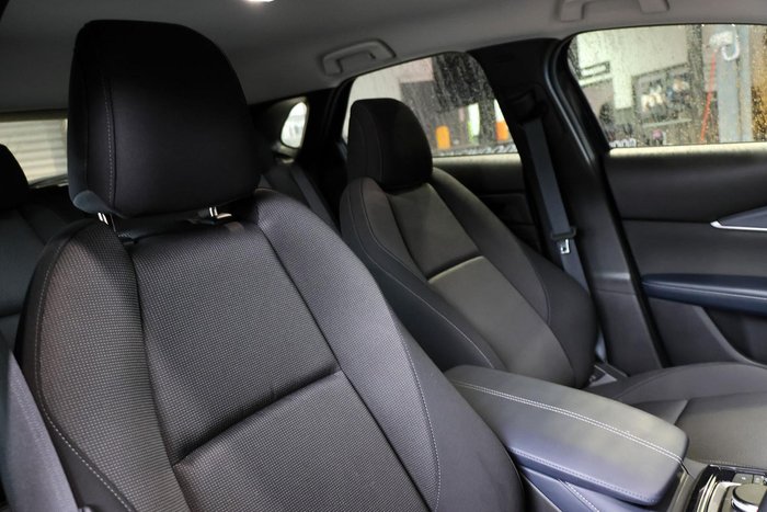 2025 Mazda CX-30 G20 Evolve