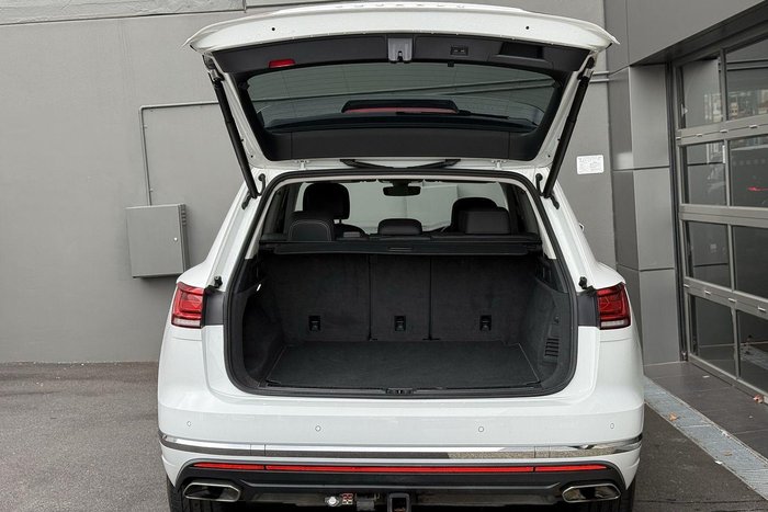 2019 Volkswagen Touareg 190TDI Launch Edition