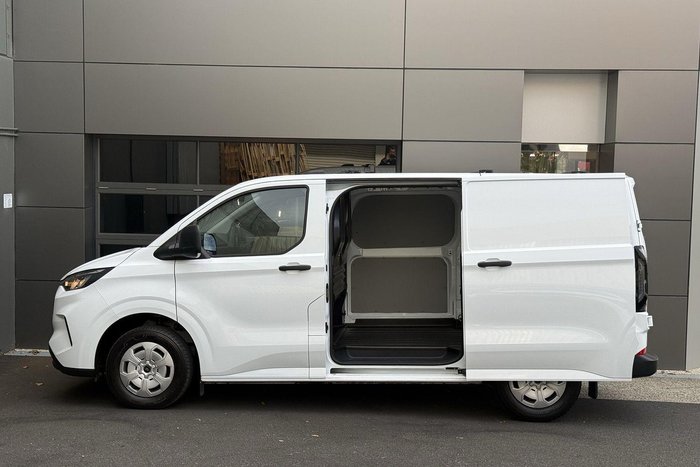 2024 Ford Transit Custom Trend SWB