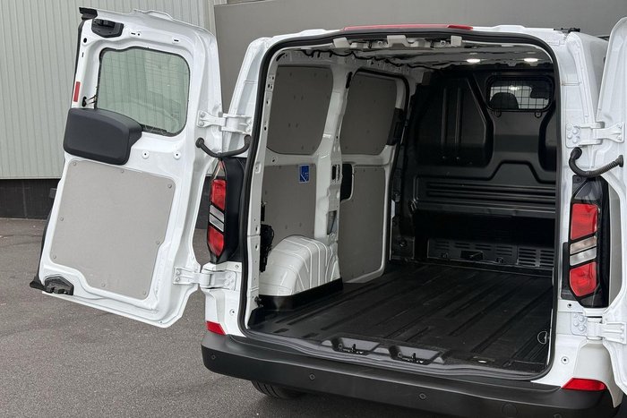 2024 Ford Transit Custom Trend SWB