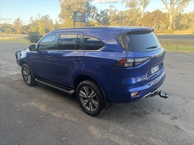 2022 Isuzu MU-X LS-T