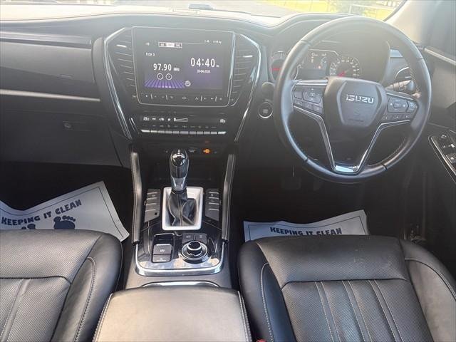 2022 Isuzu MU-X LS-T