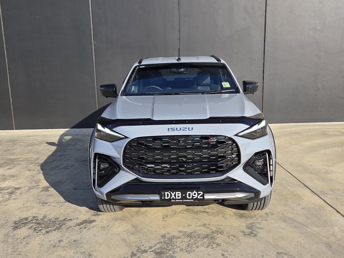 2025 Isuzu MU-X X-TERRAIN