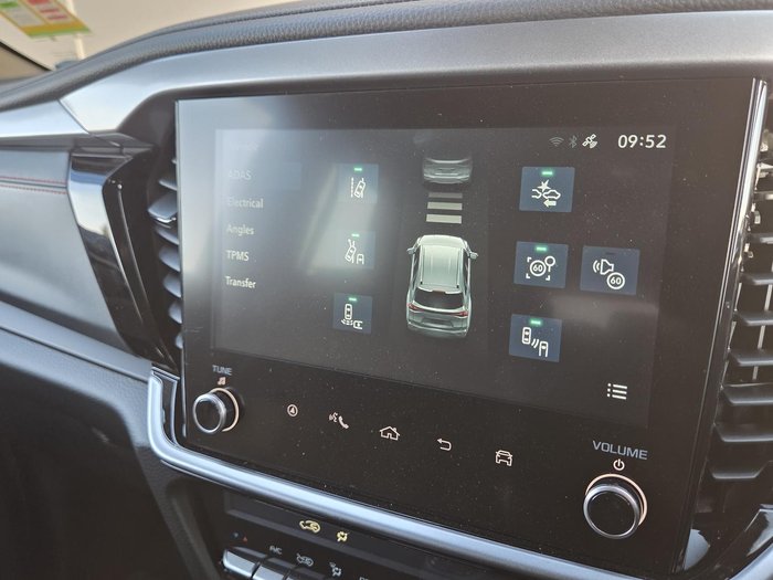 2025 Isuzu MU-X X-TERRAIN