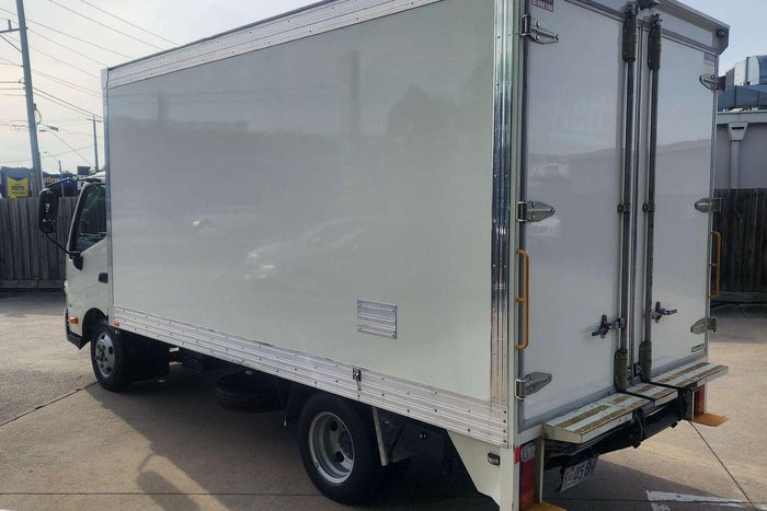 2021 Hino 300 Series 616 White