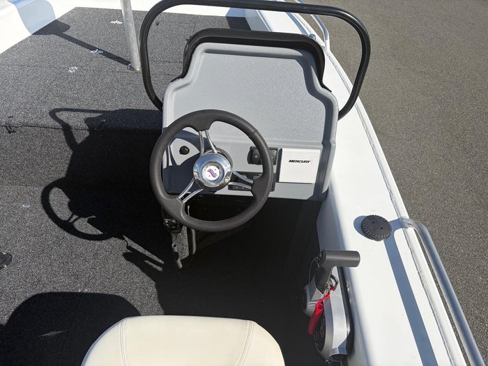 2026 QUINTREX 450 Hornet Pro