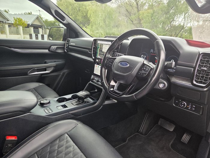 2023 Ford Everest Platinum