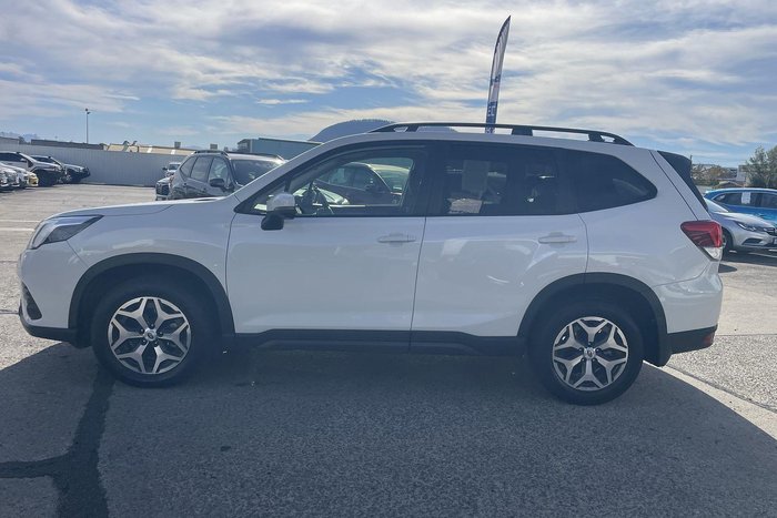 2024 Subaru Forester 2.5i