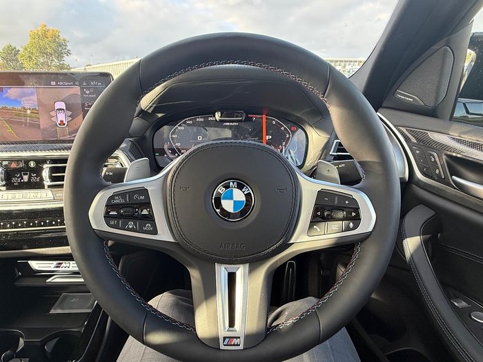 2025 BMW X4 M40i