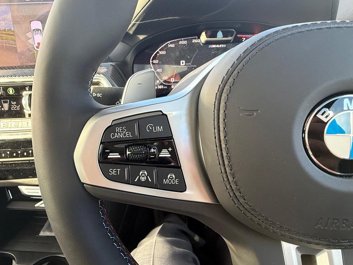 2025 BMW X4 M40i