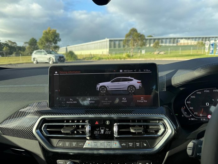 2025 BMW X4 M40i