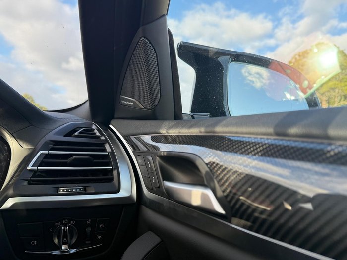 2025 BMW X4 M40i