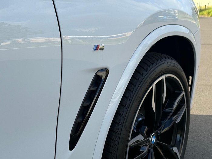 2025 BMW X4 M40i