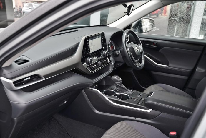 2022 Toyota Kluger GX