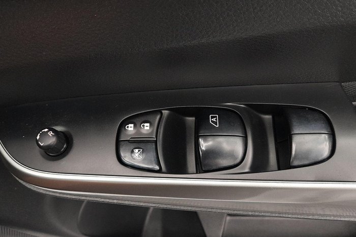 2021 Nissan Navara SL