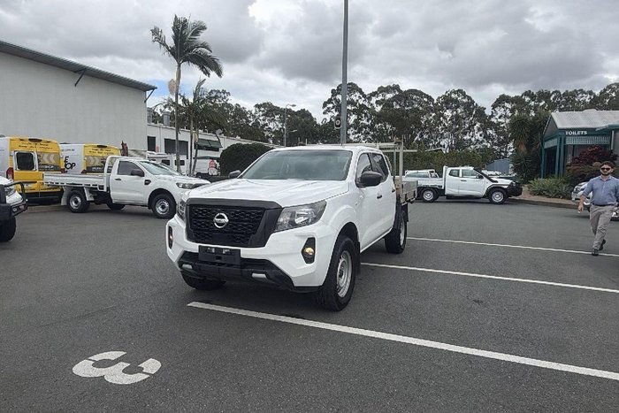 2021 Nissan Navara SL