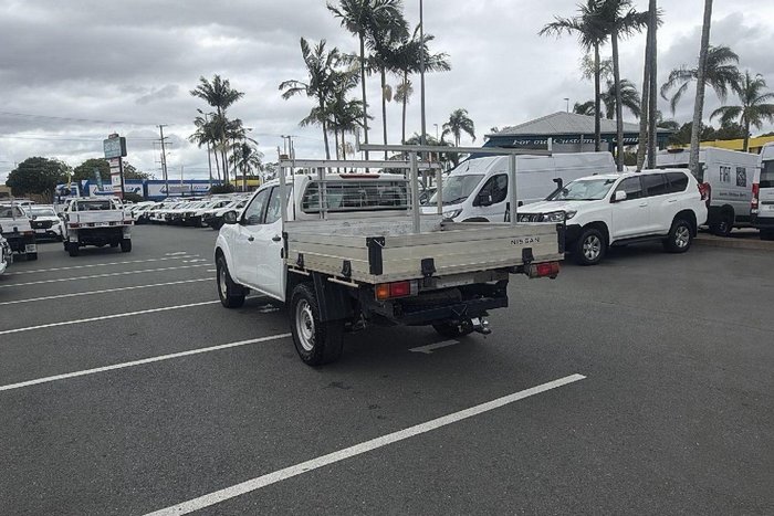 2021 Nissan Navara SL