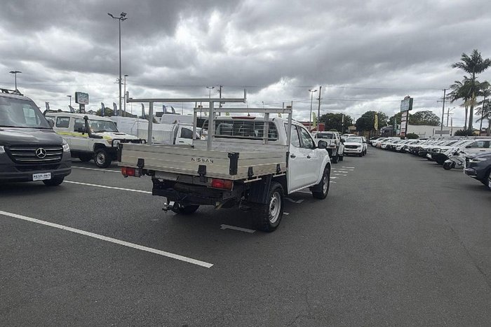 2021 Nissan Navara SL