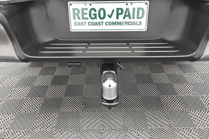 2023 Toyota Hilux SR