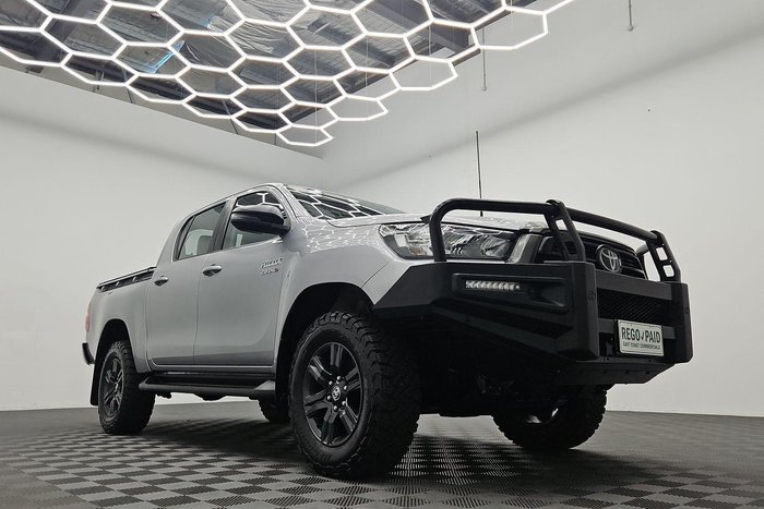 2023 Toyota Hilux SR