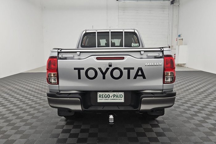 2023 Toyota Hilux SR