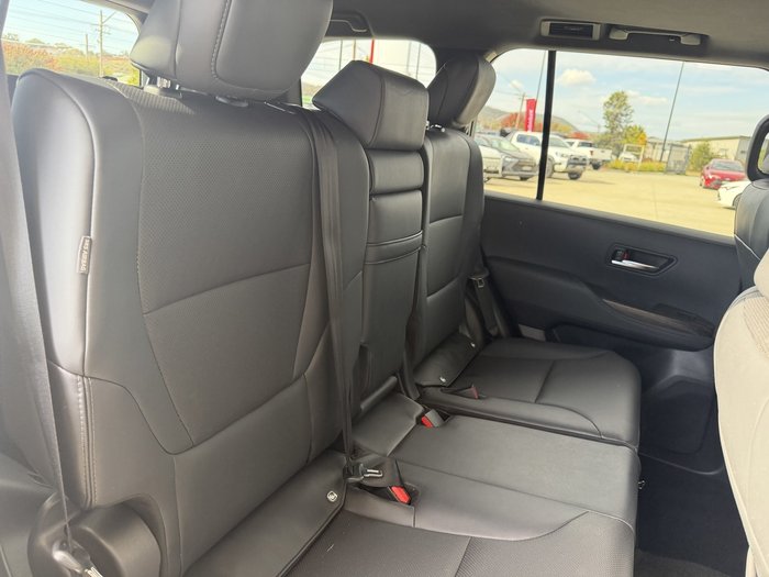 2024 Toyota Landcruiser VX